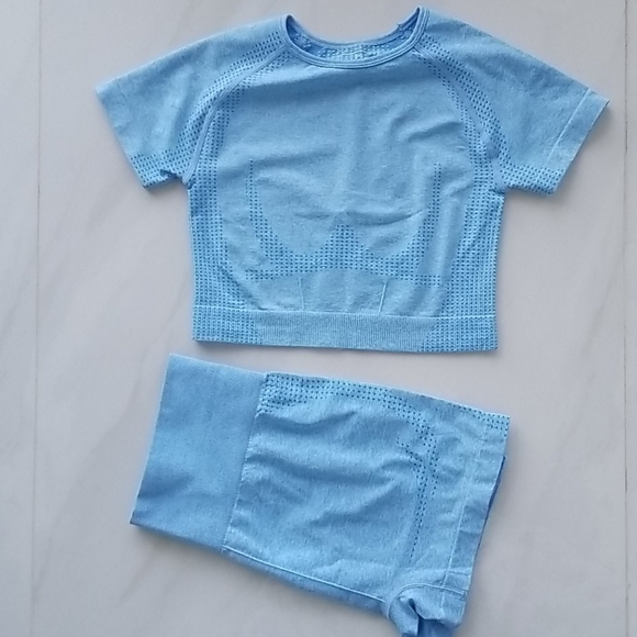 Aimee's Collection Pants - Seamless Dri-fit Activewear Set- Crop Top & Shorts